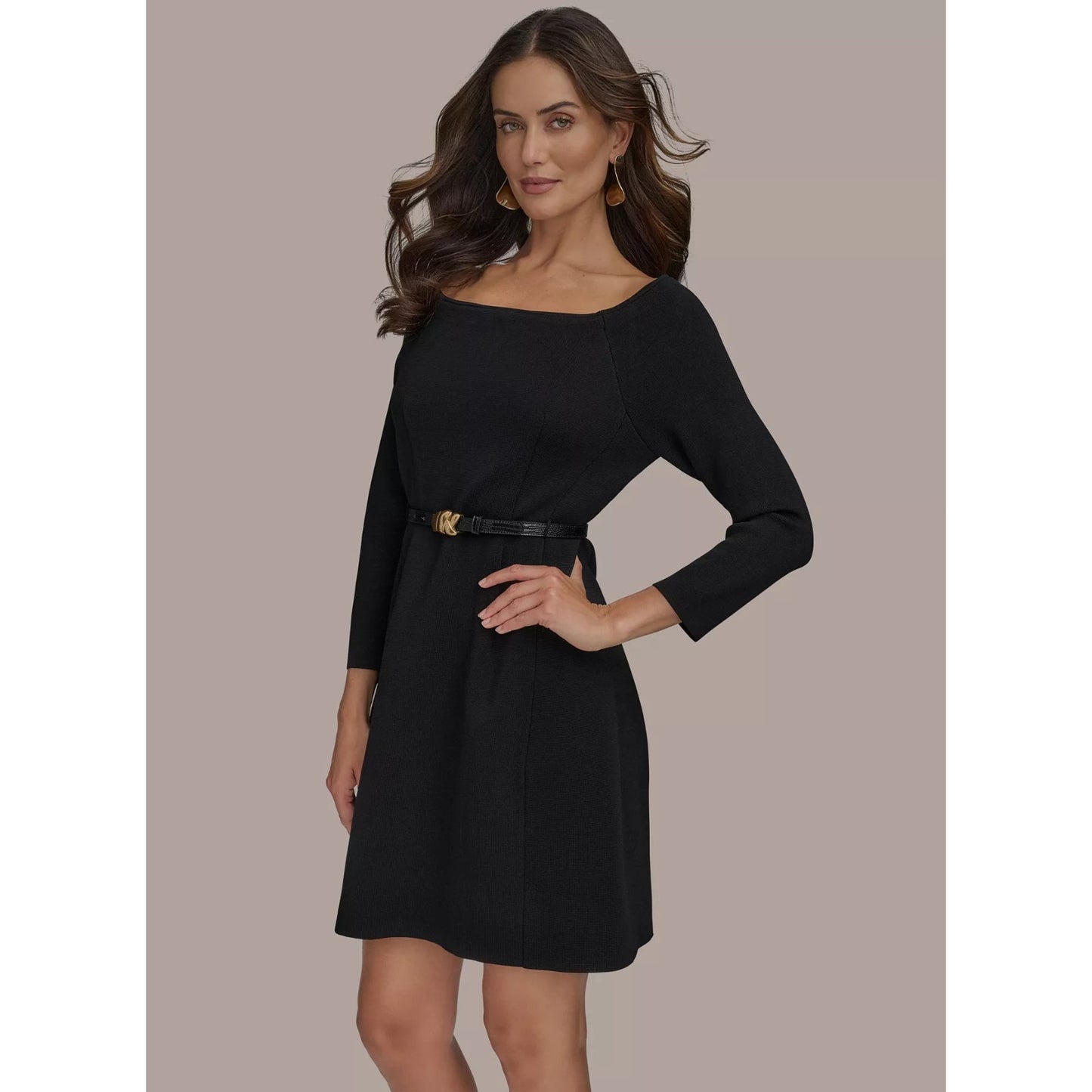 Vestido de cuello barco con cinturón, manga 3/4 y diseño liso para mujer de Donna Karan New York, Precio de venta sugerido por el fabricante: 199$