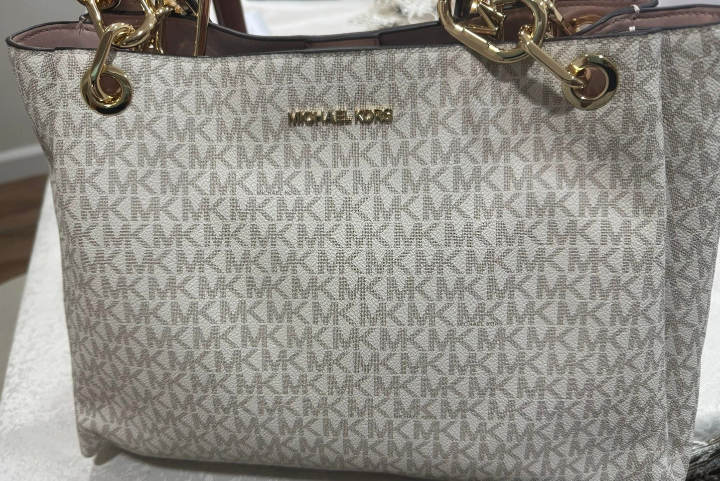Bolso de hombro Trisha de Michael Kors, Precio original: 628 $